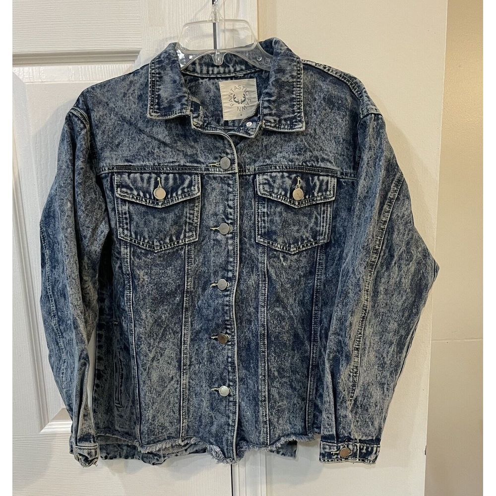 Fantastic Fawn‎ Women's Jean Jacket Size S Dark Wash Distressed Bottom Trim